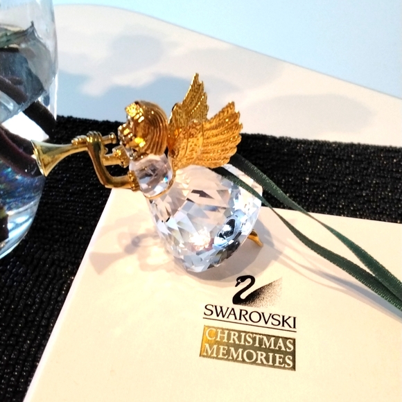 Swarovski Crystal Angel (#211085) - Picture 2 of 10